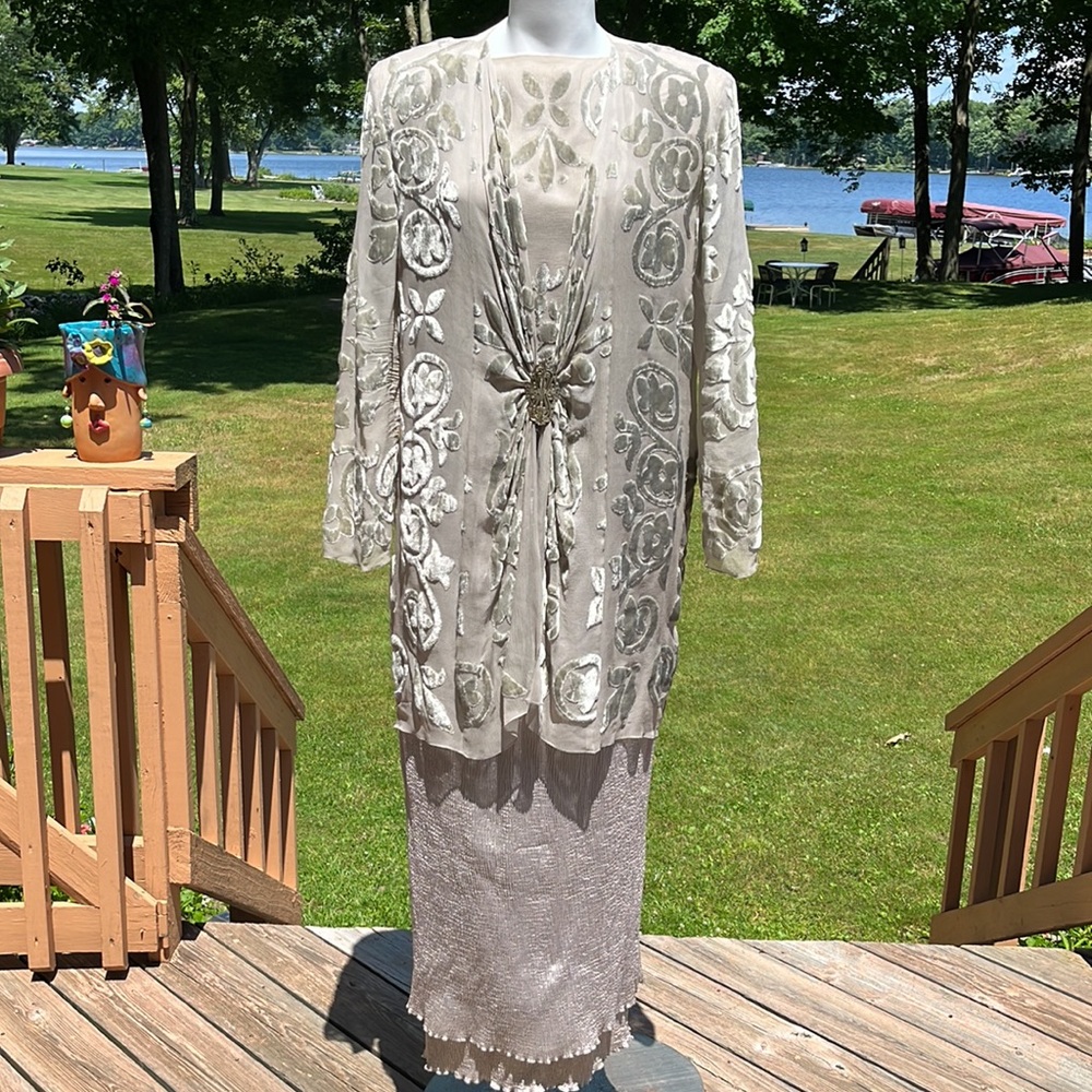 Gorgeous VTG RARE Clayden 3-piece silk S-L